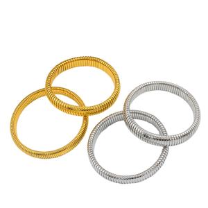 High Quality Wholesale 18K Gold Plated <b>Stainless</b> <b>Steel</b> Chunky <b>Bangles</b> Stripe Stretch Circle Wide Retractable Bracelets for Women - Product Image 2
