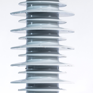 Pararrayos de polímero de 48kV para protección contra rayos de alto rendimiento de voltaje medio de Vietnam - Product Image 4