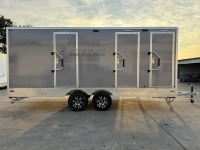 Cogsun Unité de toilettes et de douche mobile de luxe pour chantier, Remorque WC portable, Toilettes portables de Chine