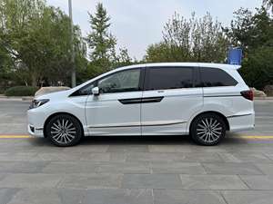 En Existencia, Hon-da Elysion HEV 2.0, Auto Usado, Tracción Delantera, <span class=keywords><strong>7</strong></span> Asientos, Vehículos de <span class=keywords><strong>Segunda</strong></span> <span class=keywords><strong>Mano</strong></span> - Product Image 3
