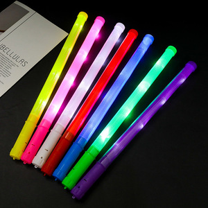 Biểu tượng tùy chỉnh <span class=keywords><strong>Led</strong></span> GLOW STICK đầy màu sắc phát sáng ánh sáng cho <span class=keywords><strong>Rave</strong></span> buổi hòa nhạc Kpop bên Neon nhấp nháy trang trí nội thất bên trang trí - Product Image 1