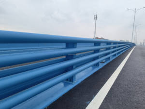 Rampes de route Ponts surélevés en acier inoxydable Garde-corps anti-collision Remblais de rivière Isolation de sécurité Contrôle des foules - Product Image 4