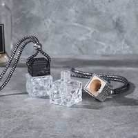 Flacon diffuseur de parfum pour voiture suspendu, en verre transparent, vide, carré, motif nid d'abeille, classique, avec bouchon en bois à vis, 10 ml