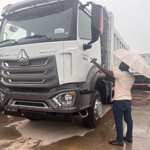 Sinotruk Howo NX Neues 6*4 10 Wheels Mining Dump Kipper Truck Chassis - Product Image 1