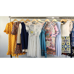 ทนทานโดยใช้ชุดเดรสยาวมือ<span class=keywords><strong>สอง</strong></span>ราคาต่ําชุดเดรสผ้าไหมจํานวนมาก - Product Image 2