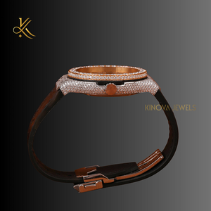 Reloj de lujo con diamantes de moissanita para mujer con materiales de primera calidad y artesanía impresionante para un aspecto elegante - Product Image 5