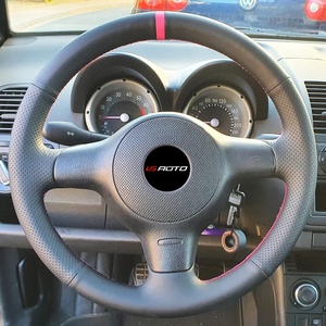 Housse <span class=keywords><strong>de</strong></span> volant en cuir microfibre cousue à la main populaire LS AUTO pour <span class=keywords><strong>Volkswagen</strong></span> VW Polo 6N2 Lupo avec tresse - Product Image 2