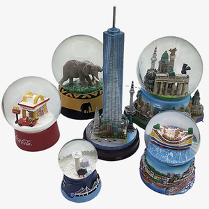 Vente en gros, résine personnalisée, décoration <span class=keywords><strong>de</strong></span> maison, mini verre, New York Chicago, charnières, <span class=keywords><strong>Memphis</strong></span>, <span class=keywords><strong>ville</strong></span> romaine, globe <span class=keywords><strong>de</strong></span> neige, souvenirs - Product Image 1