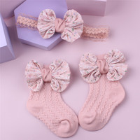 Ensemble de chaussettes pour enfants à imprimé floral avec nœud papillon Accessoires pour cheveux de bébé Bande pour cheveux