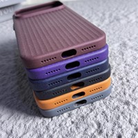 Coque magnétique en métal à rayures 3D pour iPhone 17 16 15 14 Pro Max, motif bagage ondulé mat, protection blindée en PC