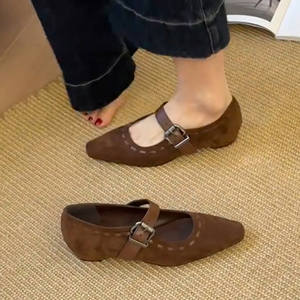 Nuevos Zapatos Mary Jane Negros Vintage de Una Sola Tira con Tacón Oculto y Diseño Exclusivo para Mujer, con Punta Cuadrada y de Ante - Product Image 5