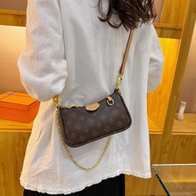 <span class=keywords><strong>Bolso</strong></span> de Hombro <span class=keywords><strong>Mediano</strong></span> de PU para Mujer, Diseño Geométrico de Alta Gama, Elegante, con Cierre, Portátil, a la Moda, Combinable con Todo - Product Image 5