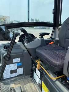 Miniexcavadora CAT303CR Usada de 3 Toneladas con Motor, Caja de Cambios, Bomba y PLC - Modelo 2022 en Excelentes Condiciones, Económica para Excavación - Product Image 6