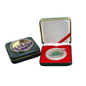 Boîte de présentation de médailles en fer, design moderne en fonte, boîte cadeau durable pour médailles d'art et de collection - Product Image 3