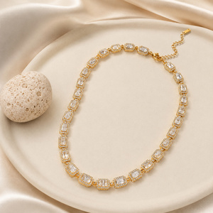 Collier en chaîne serpent superposé en acier inoxydable plaqué or pour femmes, bijoux tendance - Product Image 2