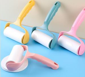 Alat Pembersih Bulu Hewan Peliharaan dengan Rol Kertas Perekat Lepas Pasang, Sikat Silikon Penghapus Debu untuk Pakaian dan Furnitur Hewan Peliharaan - Product Image 4