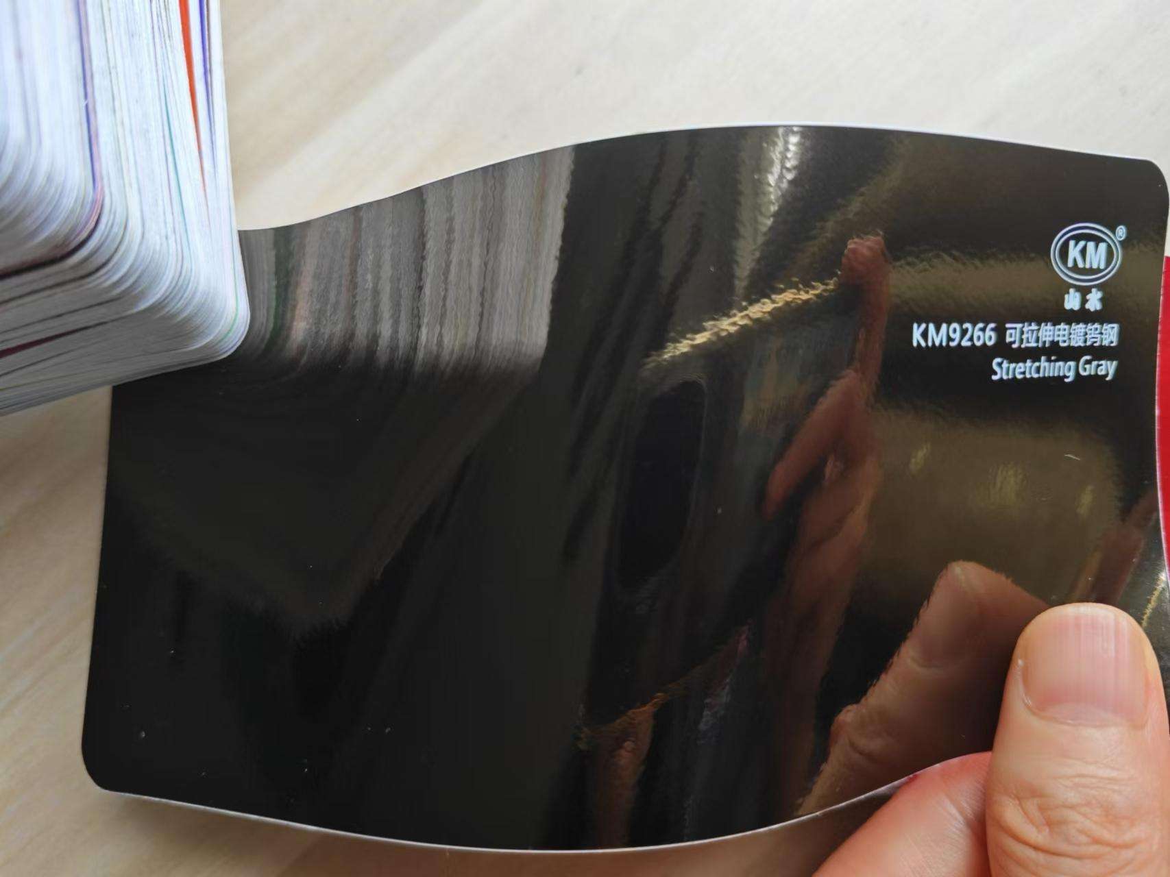 Stretching chrome gray