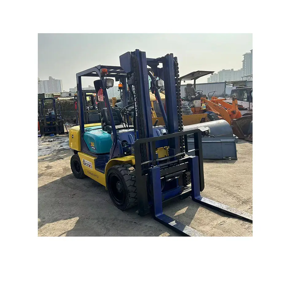 Xe Nâng Hàng Đã Qua Sử Dụng Thương Hiệu Komatsu Với Động Cơ Diesel Nhật Bản Tùy Chọn Xe Nâng Thủy Lực Để Bán