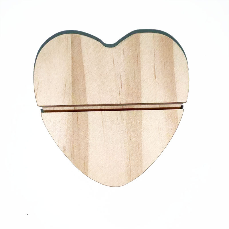 Wooden base (heart shape)