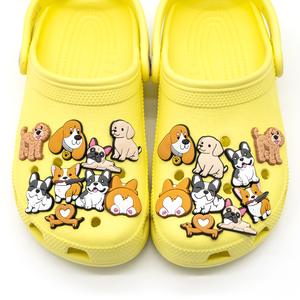 Vente en gros de nouvelles breloques de chaussures pour chiens de dessin animé accessoires en PVC souple dessins mignons d'os de patte de chiot ludique décorations de chaussures pour baskets - Product Image 2