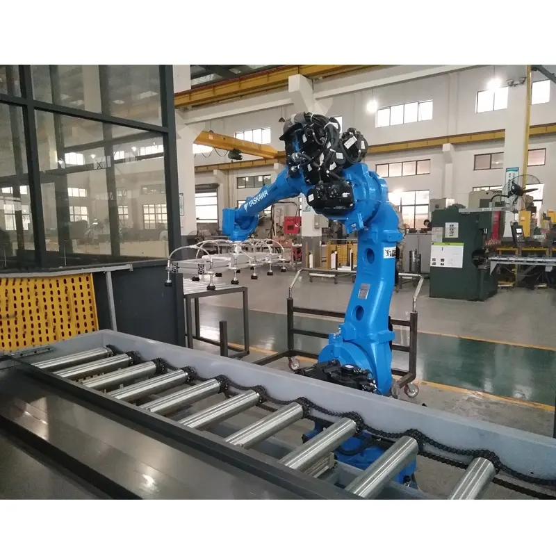 Agente di prima classe di robot industriali Yaskawa, caricamento e scarico della macchina che passa il braccio del robot di saldatura