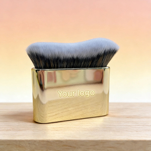 Grande brosse corporelle Kabuki, manche ABS coudé, poils synthétiques haute densité, plaqué or, logo personnalisé, brosse corporelle protectrice solaire - Product Image 1