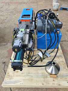 Máquina <span class=keywords><strong>de</strong></span> moldeo por inyección <span class=keywords><strong>de</strong></span> escritorio pequeña, equipo industrial <span class=keywords><strong>de</strong></span> calidad excepcional, ideal para cubiertas <span class=keywords><strong>de</strong></span> batería - Product Image 4