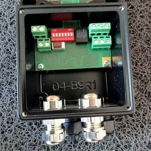 Lecteur de codes-barres Pepperl+Fuchs WCS3B-LS221H, pièce détachée industrielle pour usage mécanique - Product Image 2