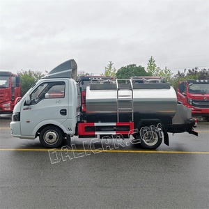 Dongfeng 4X2 <strong>Mini</strong> <strong>Milk</strong> <strong>Tanker</strong> <strong>Truck</strong> Small 2m&sup3; <strong>Milk</strong> Loading <strong>Truck</strong> 2000L <strong>Milk</strong> Transportation <strong>Truck</strong> for Sale - Product Image 3
