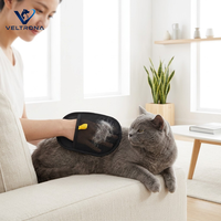 Gant de nettoyage pour animaux de compagnie, en maille noire, tissu nid d'abeille, pour enlever les poils de chien et de chat, réutilisable, avec sangle élastique, en velours