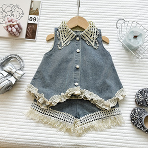 Completo Estivo per Bambine 2026: Top in Denim con Volant e Pantaloncini con Bordo in Pizzo, Set Casual Due Pezzi - Product Image 6