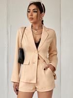 Blazer à revers crantés à un bouton et short à revers, ensemble deux pièces pour femme