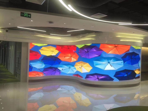 Pantalla LED Flexible para Interiores, 4K a Todo Color, Curvable 180 Grados, Personalizable, Resistente, para Publicidad en Centros Comerciales y Medios Creativos - Product Image 2