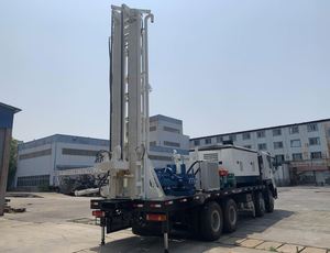 Sc3000 Foreuse montée sur camion tout-terrain pour puits d'eau de 3000 m, puissance 565 kW, 60 tonnes, entraînement par le haut, rotation hydraulique - Product Image 6