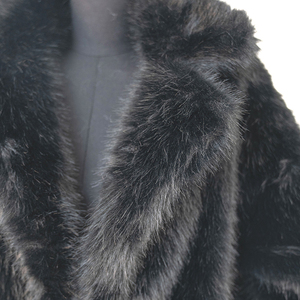 Langer Kunstpelzmantel Hochwertiger Luxuriöser Schwarzer Flauschiger Übergrößen-Damen-Kunstpelzmantel für Warme Winter - Product Image 5