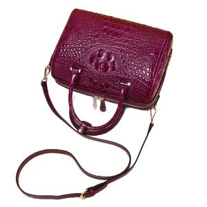 Bolso de Hombro de Diseño en Cuero de Cocodrilo Genuino de Alta Calidad, Bolsa de Viaje Tipo Duffel, con Cierre y Logotipo Personalizado, Impermeable - Product Image 4