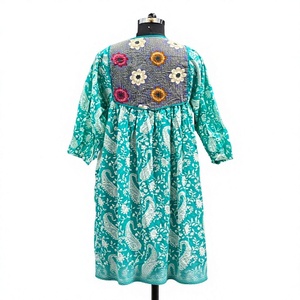 Vestido Maxi Anarkali Floral Turquesa 100% Algodón con Cuello Atado, Cintura Imperio, Silueta en A, Mangas Holgadas, Ajuste Relajado, Casual - Product Image 3