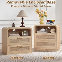 Şarj İstasyonlu ve Çıkarılabilir Tabanlı Boho Rattan Komodin, Yatak Odası için Sağlam Saplı 23,6 inç Kavisli 2 Çekmeceli Komodin