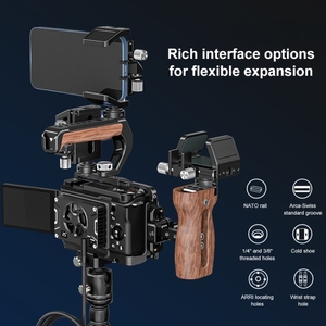 PULUZ Jaula para cámara de aleación de aluminio con protección completa para <span class=keywords><strong>Sony</strong></span> <span class=keywords><strong>ZV</strong></span>-E10 II / <span class=keywords><strong>ZV</strong></span>-E10M2, para vlogging, con roscas de <span class=keywords><strong>1</strong></span>/4 y soporte de zapata fría - Product Image 3
