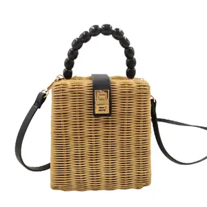 Factory Wholesale Straw Bag Vintage Rattan Square Box Straw Beach Bag For Women Crossbody Women's Bag