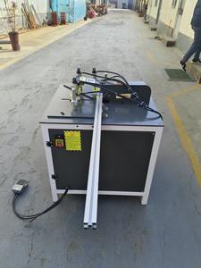 <span class=keywords><strong>Machine</strong></span> de découpe d'aluminium 90 ° 45 ° | Scie à découper les profilés d'aluminium pour fenêtres et portes - Product Image 4