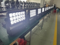 Luz LED para Exteriores IP65 con Batería, 18*20W RGBWAUV, Efecto Wash, Control DMX Inalámbrico por Wifi, para Fiestas, Eventos, DJ, Discotecas, Bodas