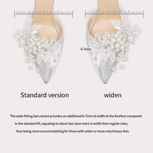 Sandalias y Tacones Altos con Decoración Floral en el Tobillo, Cadena de Perlas de Cristal Plateado, Punta en Pico, Decoración con Cadena de Perlas, Tallas Grandes - Product Image 5