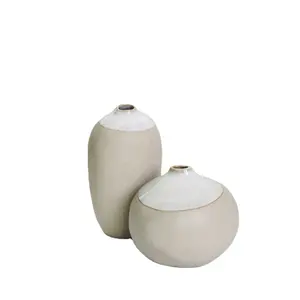 Grosir pot bunga nordic glaze-Vas Bunga Keramik Tembikar Tanah Liat Alami Bentuk Bulat dengan Glasir Putih untuk Dekorasi Rumah