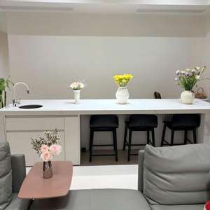 Isla de Cocina Moderna de Piedra Sinterizada con Estructura de Acero, OEM ODM, Tamaño y Color Personalizables, Mesa de Comedor Multifuncional - Product Image 5