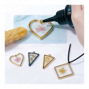 TOYSRUNNER Handmade Resin Keychain <b>DIY</b> <b>Kit</b> Jewelry Hard Crystal Clear UV LED Lamp Silicone Molds Glitter Foil Flowers Pendant - Product Image 3