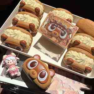 NEW Cream Bread Roll & Hamburger PU Squeeze <b>Toy</b>-super Sticky Food-themed Stress Relief for Kids Adults Enhance Mood Therapy - Product Image 3