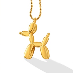 Collar de cadena con colgante de animal de acero inoxidable PVD dorado con diseño de perro y globo, moderno y lindo, para mujer - Product Image 1