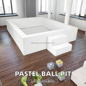 Piscine à balles carrée rose pastel avec toboggan en EVA, usage intérieur, capacité 100-500 kg, équipement de jeu souple populaire pour les tout-petits - Product Image 3