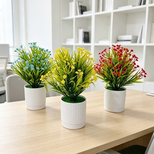 Planta Artificial en Maceta Bonsái con Hierba de Primavera y Baby's Breath de 21.5 cm para Decoración de Escritorio - Product Image 1